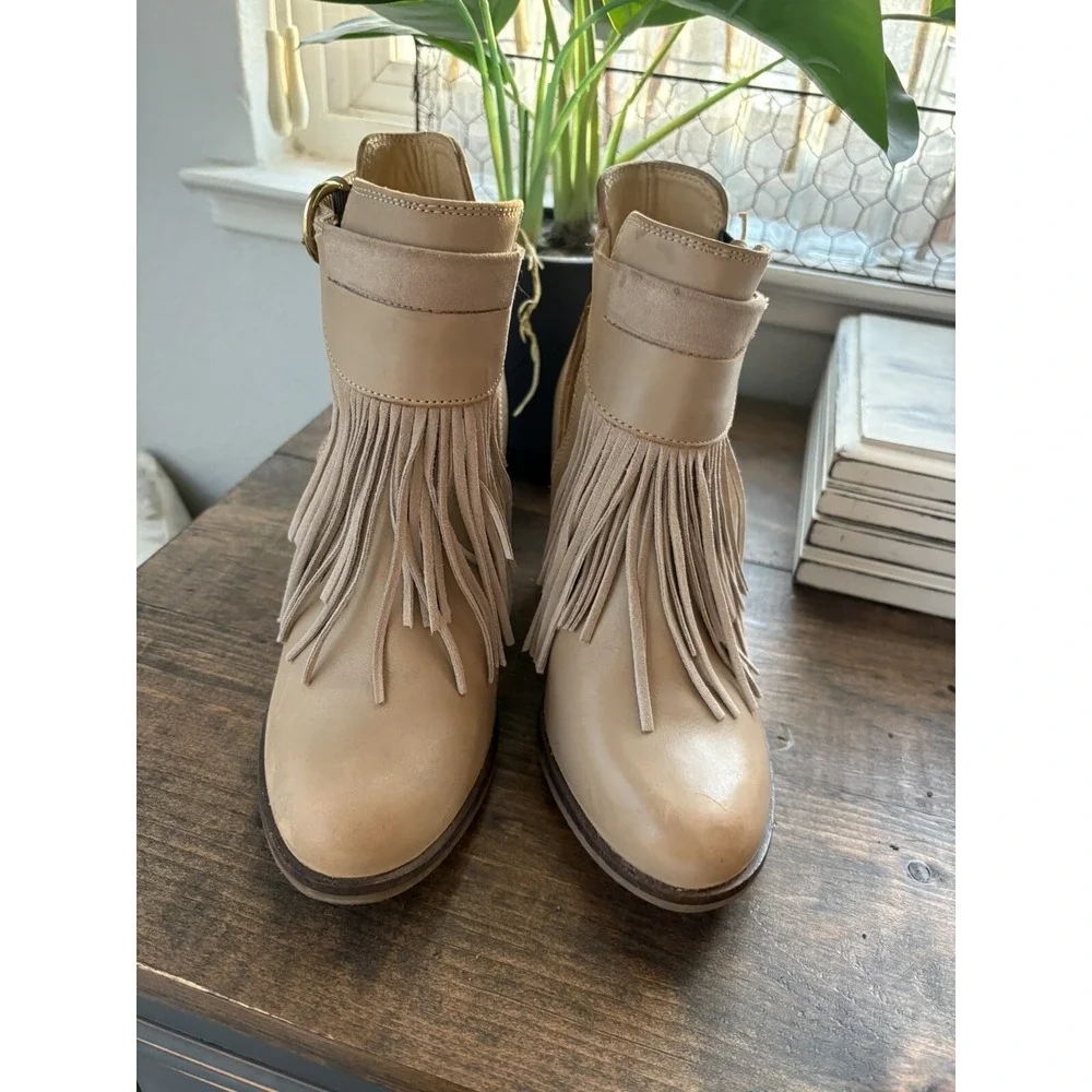 SBicca Leather Fringe Bootie Taupe Buckle Hippy Cowgirl Festival SZ 8